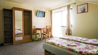 Отели типа «постель и завтрак» Seul Willa Устронь Четырехместный номер с балконом-12